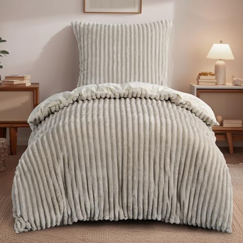RUIKASI Winter Flanell Bettwäsche 135 x 200 Beige 2teilig - Plüsch Warme Flauschig Winterbettwäsche Cord Teddy Fleece Cashmere-Touch Bettbezug mit Reißverschluss und Kissenbezug 80x80cm RUIKASI Winter Flanell Bettwäsche 135 x 200 Beige 2teilig - Plüsch Warme Flauschig Winterbettwäsche Cord Teddy Fleece Cashmere-Touch Bettbezug mit Reißverschluss und Kissenbezug 80x80cm