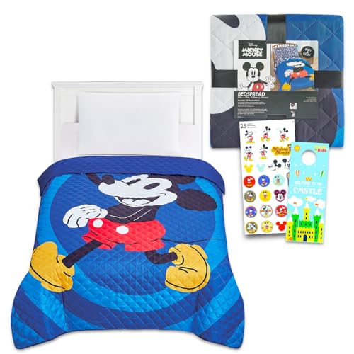 Mickey Mouse Tagesdecke Twin Set für Kinder – Bundle mit Mickey Mouse gesteppter Tagesdecke für Doppelbett plus Aufkleber, mehr | Mickey Mouse Twin Bettwäsche-Set für Jungen
