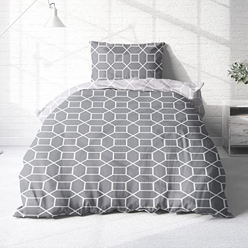 Träumschön Biber Bettwäsche Set 2tlg 135x200 cm + 80x80 cm – Flauschige Bettwäsche Silber – Weiche Winterbettwäsche im Hexagon Design - Atmungsaktiv, Warm & Hautfreundlich - 100% Baumwolle