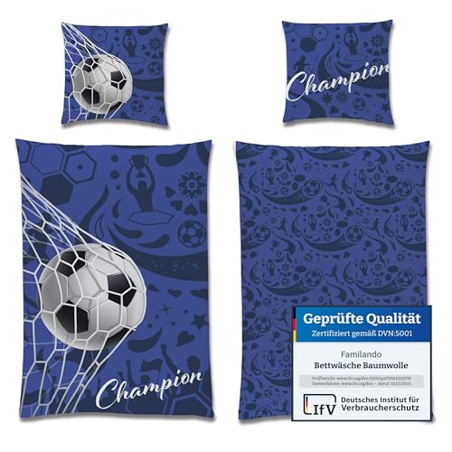 Familando Fußball Bettwäsche Set Decke 135x200 Kissen 80x80 cm aus 100% Baumwolle mit Reißverschluss · Oeko-Tex Bettwäsche, Blau mit Ball im Tor · weiche Kinderbettwäsche, Maschinenwaschbar