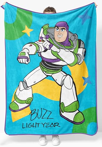 Jay Franco Kinder-Plüsch-Überwurfd ecke, weich und bequem, 117,8 x 152,4 cm, Überwurf für Couch oder Bett, gemütliche Heimdekoration für Wohnzimmer und Schlafzimmer, Blau – Toy Story Buzz