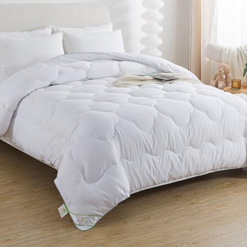 SUFUEE Luxuriöse Lyocell-Bettdecke, 13,5 Tog, Bio-Basis, Eukalyptus-Lyocell-Mischg ewebe, daunenähnliche Steppdecke mit 230T weicher Stoffhülle, Doppelgröße (200 x 200 cm)