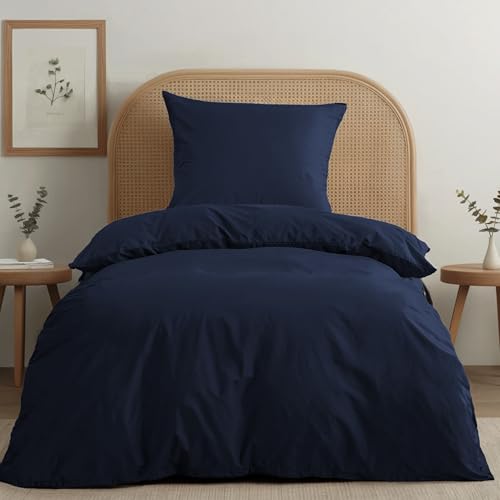 Dreamzie Bettwäsche-Set 135x200 aus Baumwoll-Perkal – Dunkelblau – Bettbezug 135x200 und 2X Kissenbezug 80x80 cm – Oeko-Tex Zertifiziert Dreamzie Bettwäsche-Set 135x200 aus Baumwoll-Perkal – Dunkelblau – Bettbezug 135x200 und 2X Kissenbezug 80x80 cm – Oeko-Tex Zertifiziert