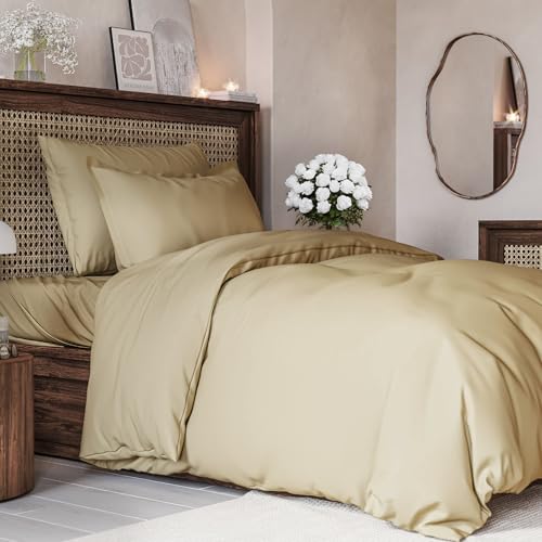 3-tlg. Bettwäsche-Set Beige 240x260cm – Bettbezug aus Mikrofaser-Polyester mit 2 Kissenbezügen 65x65cm – OEKO-TEX-zertifiziert, knitterfrei, maschinenwaschbar, mit Reißverschluss & Bindebändern